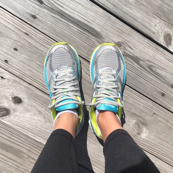 ASICS GT2000 - Picture 6 of 7